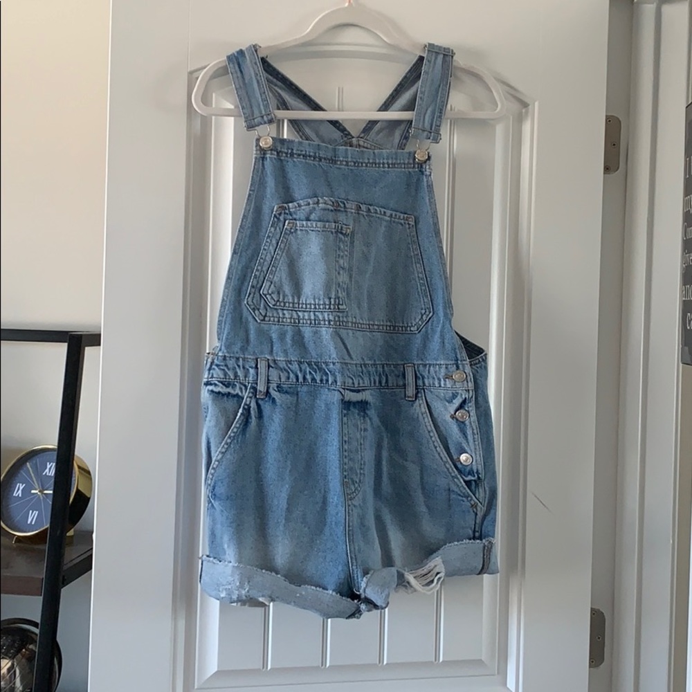 NWOT TopShop Denim Short Overalls